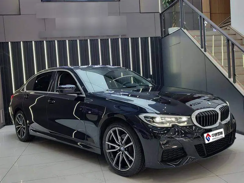 BMW 3 Series 2021 325Li M Sport Package — 3