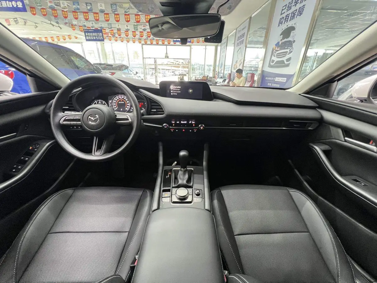 Mazda 3 Angkesaila 2022 2.0L Automatic Quality Edition — 9