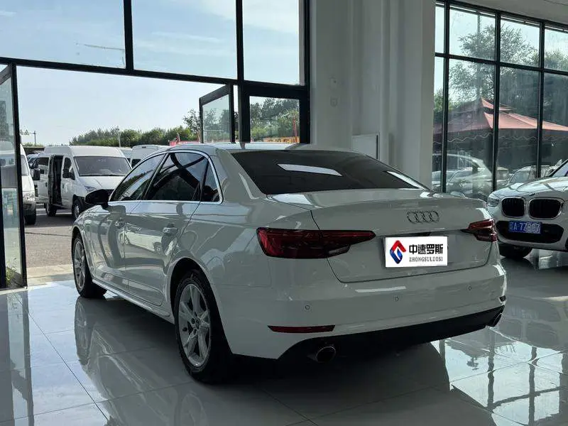 Audi A4L 2017 Plus 40 TFSI Progressive — 5