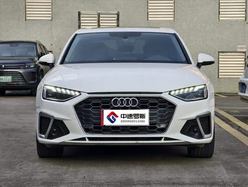 Audi A4L 2022 40 TFSI Stylish and Dynamic — 2