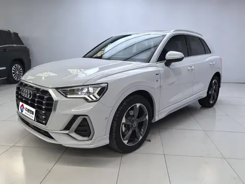 Audi Q3 2022 35 TFSI Stylish and Dynamic