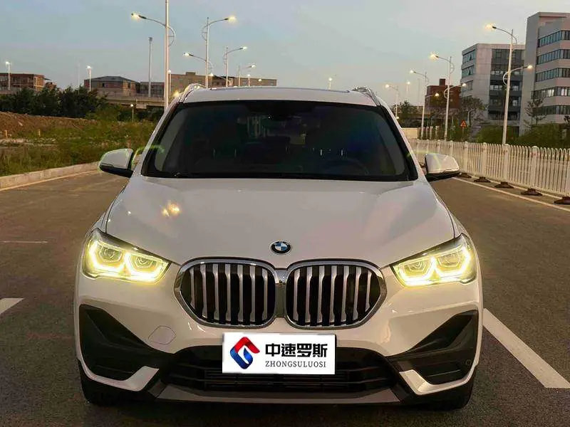 BMW X1 2022 sDrive25Li Leading Edition — 2