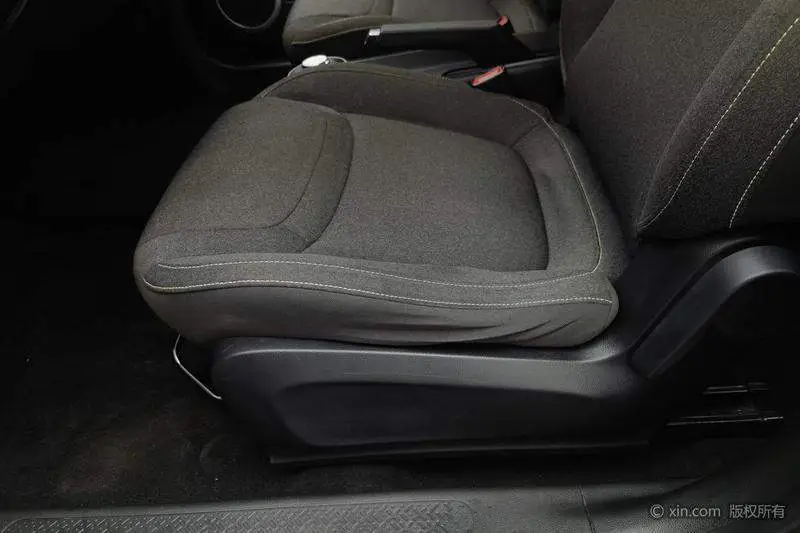 Wuling Bingo 2023 203km Light Edition — 18