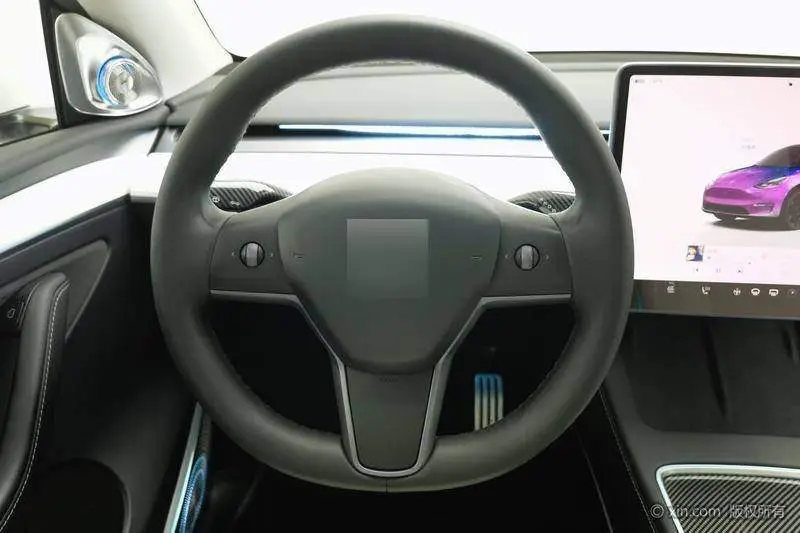 Model Y 2021 Performance All-Wheel Drive — 13