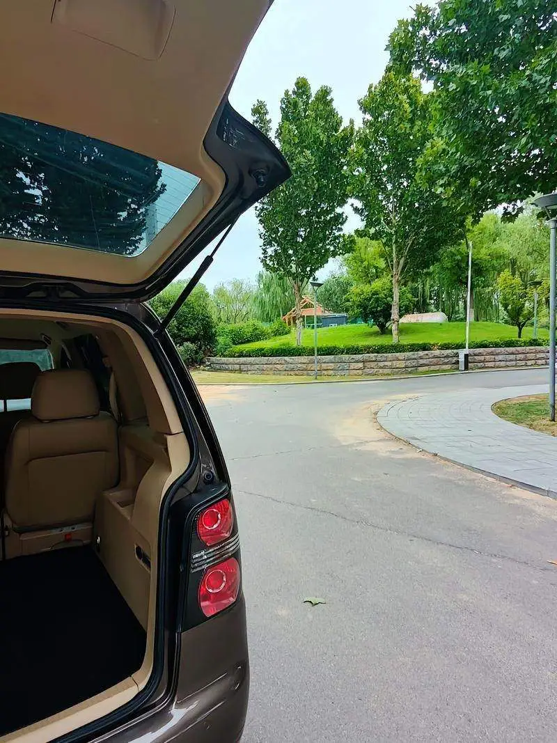 Touran 2013 1.4T Manual Comfort Edition 5 Seaters — 11