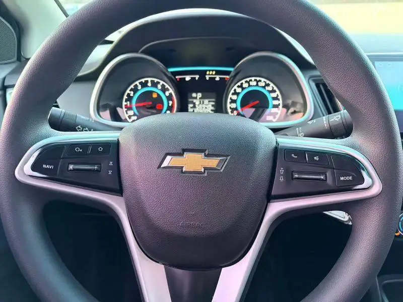 Cobalt 2019 320 Automatic Enjoy Sunroof Edition — 9