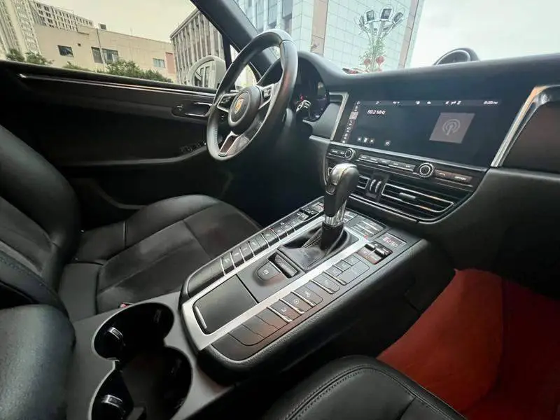 Macan 2020 Macan 2.0T — 18