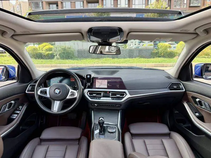 BMW 3 Series 2020 facelifted 325i M Sport package — 12