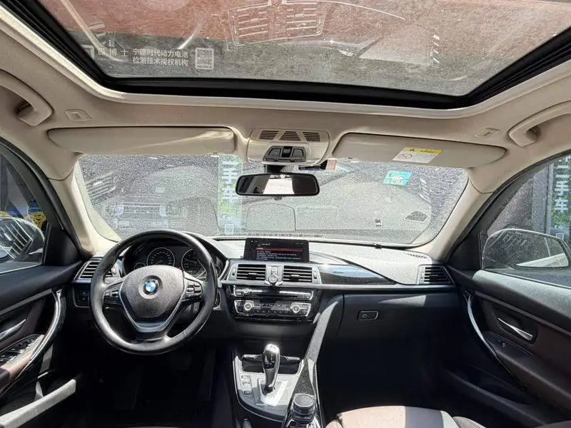BMW 3 Series 2019 320Li Fashion Edition — 17