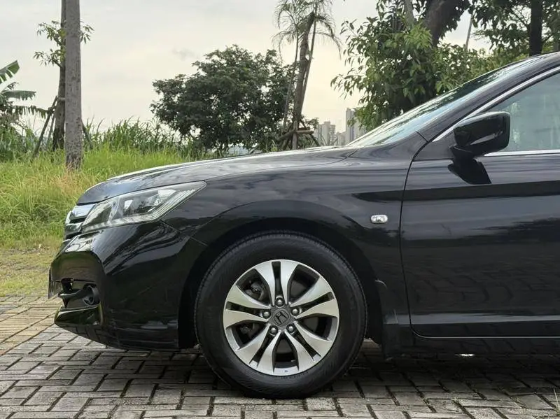 Accord 2015 2.0L LX Comfort Edition — 12