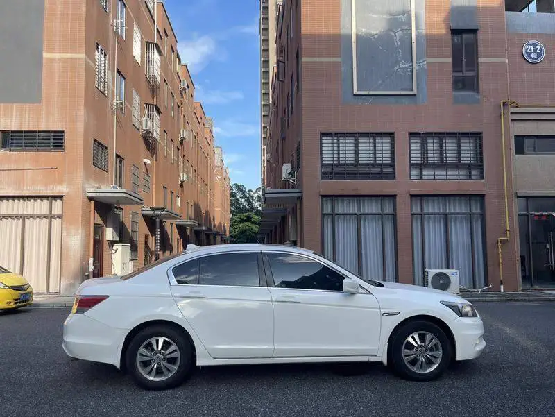 Accord 2012 2.0L SE — 7