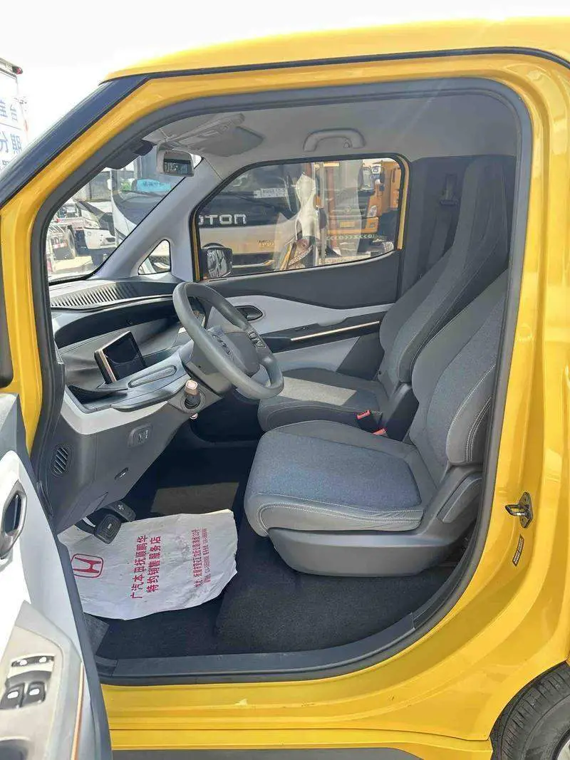 Wuling NanoEV 2021 Fun Model-High Power Edition — 10