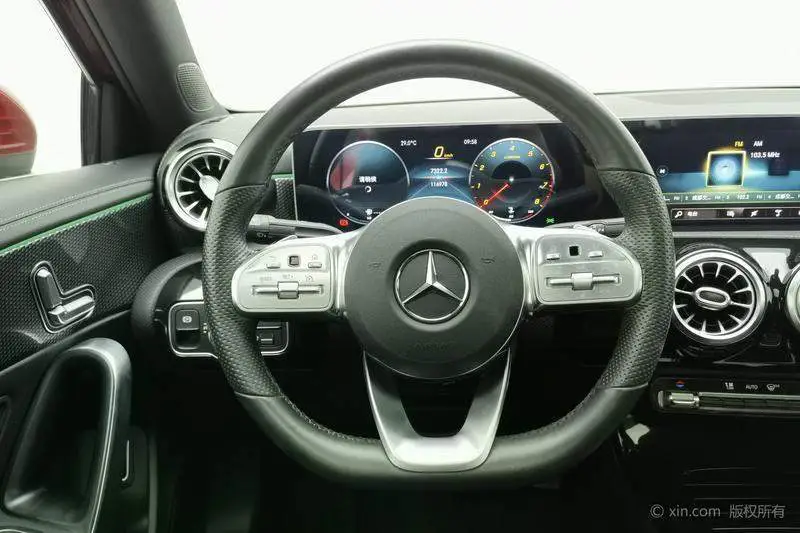 Mercedes-Benz A-Class 2020 A 200 L Sports Sedan Fashion Edition — 14