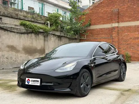 Model 3 2020 facelift standard range rear-wheel drive upgraded version