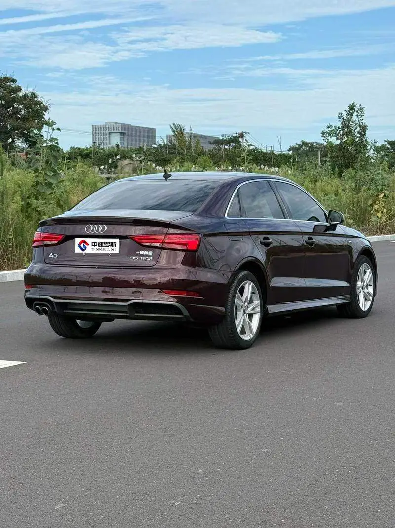 Audi A3 2018 30th Anniversary Limousine 35 TFSI Progressive — 6