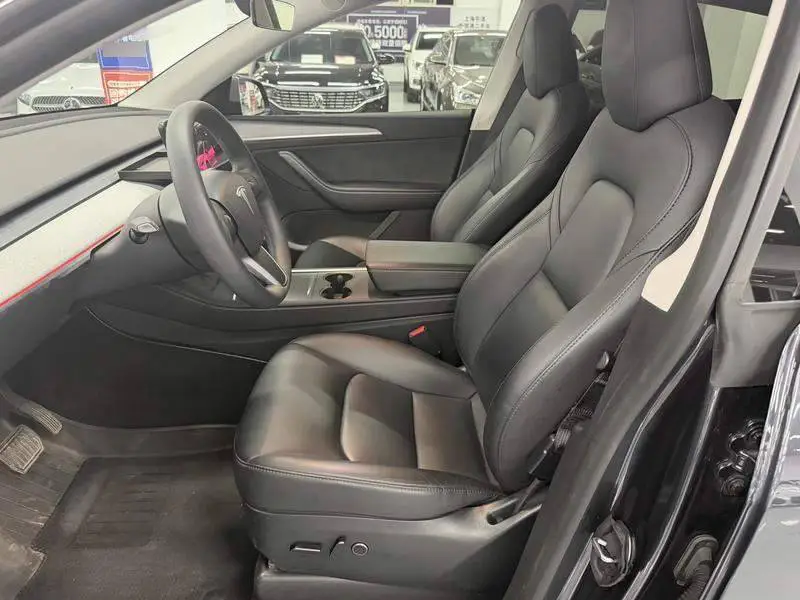 Model Y 2024 rear-wheel drive version — 9