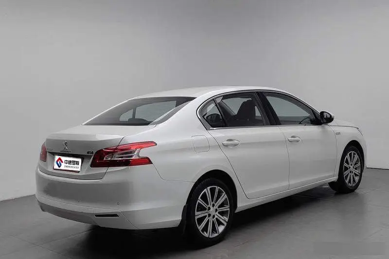 Peugeot 408 2015 1.2T Automatic Luxury Edition — 4