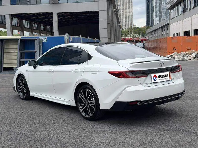Camry 2024 Hybrid 2.0HS Sports Edition — 4