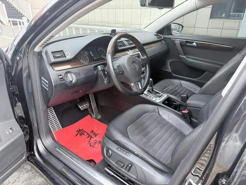 Magotan 2015 facelift 2.0TSI luxury model — 9