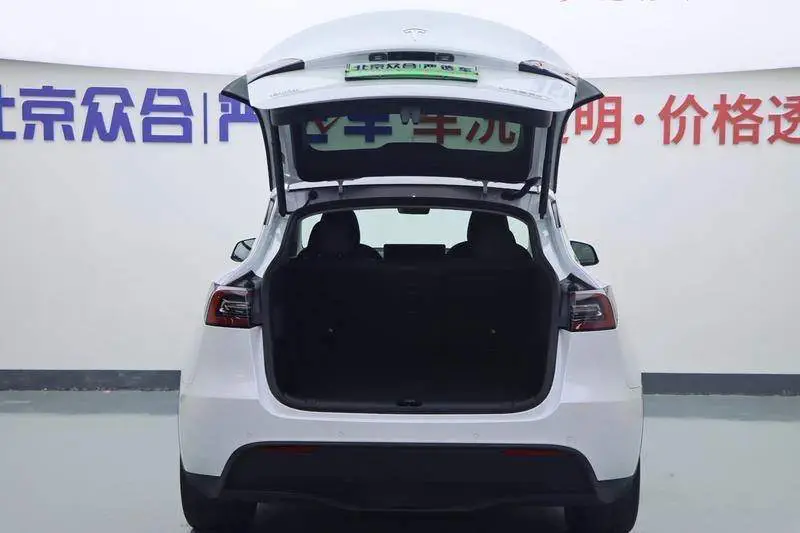 Model Y 2022 facelifted rear-wheel drive version — 20