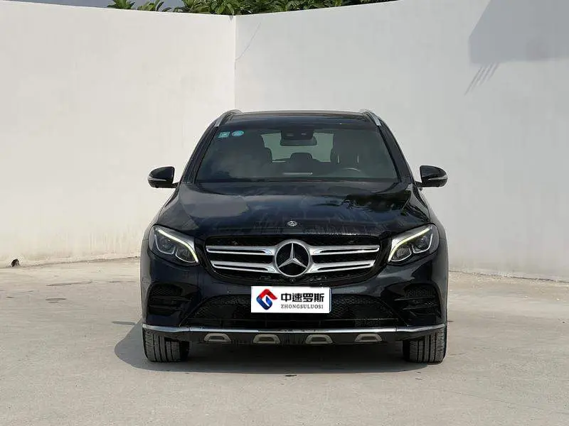 Mercedes-Benz GLC 2019 GLC 260 L 4MATIC Dynamic — 2
