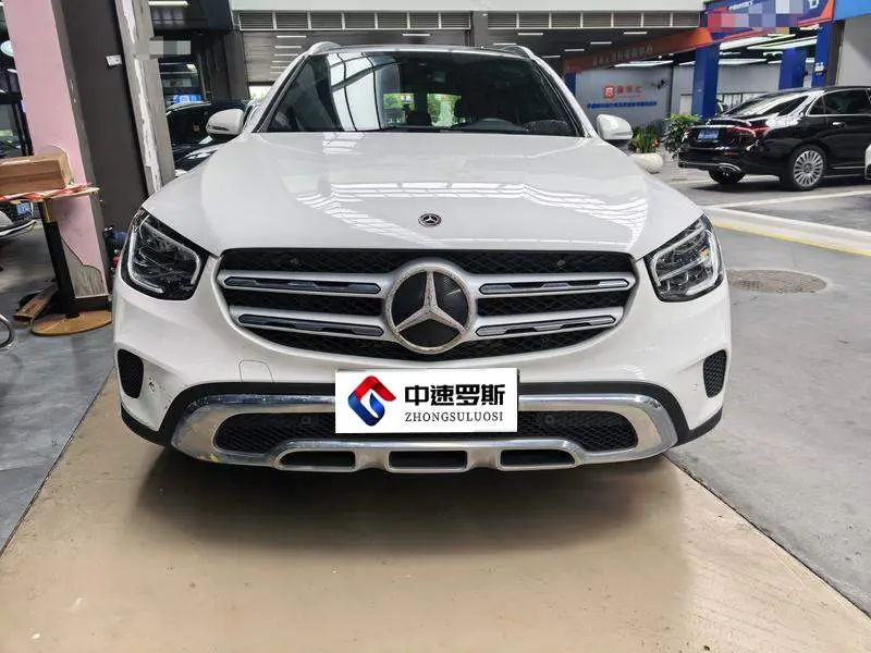 Mercedes-Benz GLC 2020 GLC 260 L 4MATIC Dynamic — 2