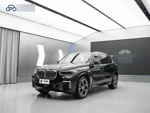 BMW X5 2022 xDrive 40Li Premium M Sport Package