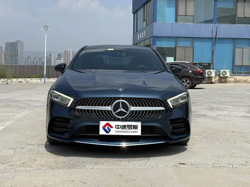 Mercedes-Benz A-Class 2019 A 200 L sports sedan — 2