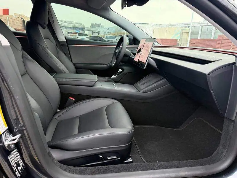 Model 3 2023 rear-wheel drive version — 17