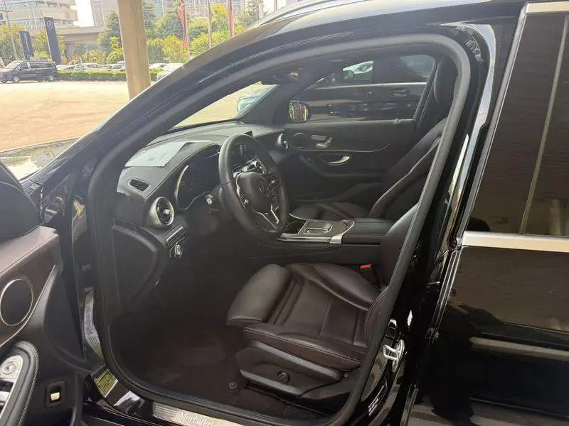 Mercedes-Benz GLC 2022 GLC 260 L 4MATIC Luxury — 8