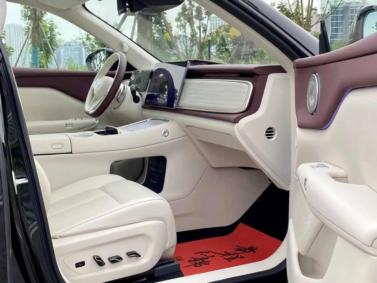 Lantu Zhiyin 2025 Four-Wheel Drive Qiankun Edition — 13