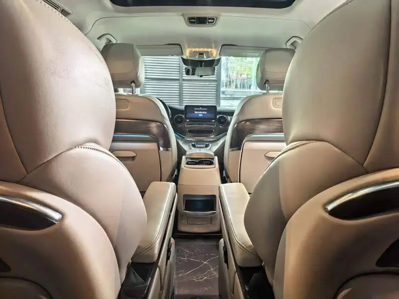 Mercedes-Benz V-Class 2022 V 260 L Long Wheelbase Luxury Edition — 13