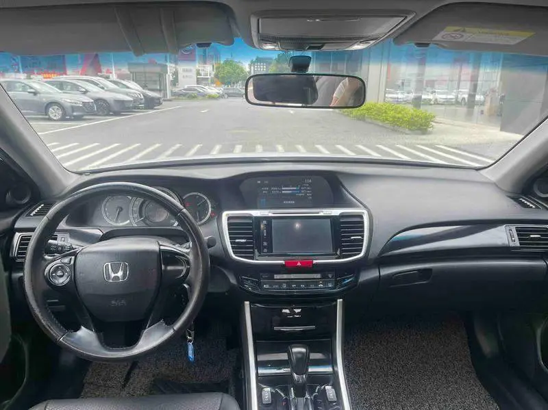 Accord 2016 2.0L Elite Edition — 9