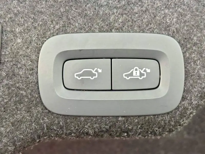 Volvo S90 2022 B5 Zhiyuan Deluxe Edition — 13