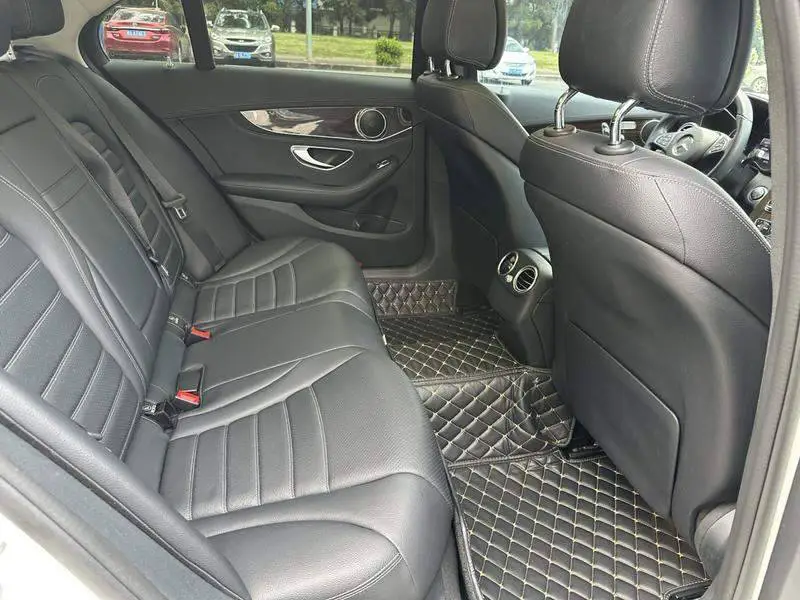 Mercedes-Benz C-Class 2015 facelifted C 200 L — 17