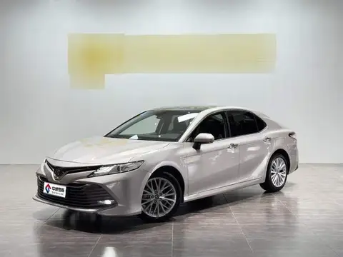 Camry 2019 2.5G Luxury Edition