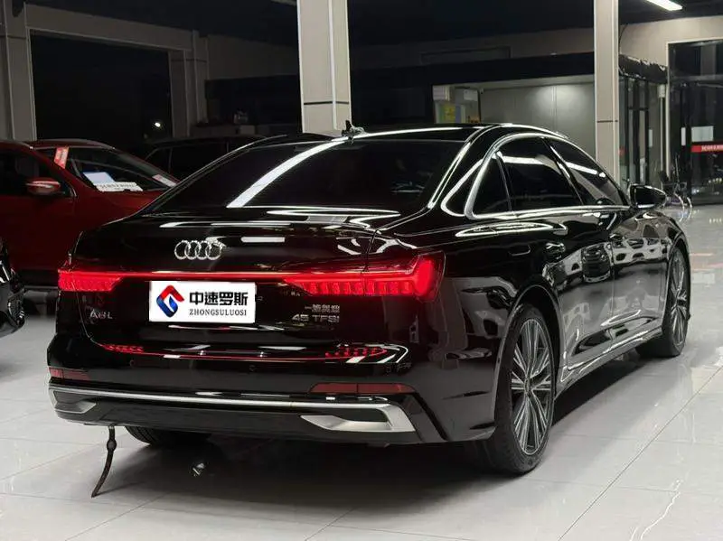 Audi A6L 2024 45 TFSI Premium Elegance — 4