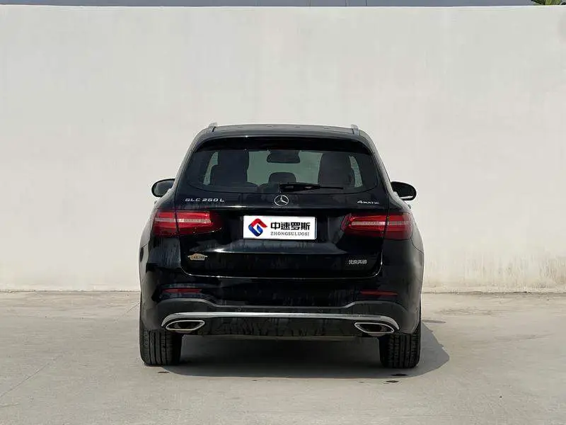 Mercedes-Benz GLC 2019 GLC 260 L 4MATIC Dynamic — 5