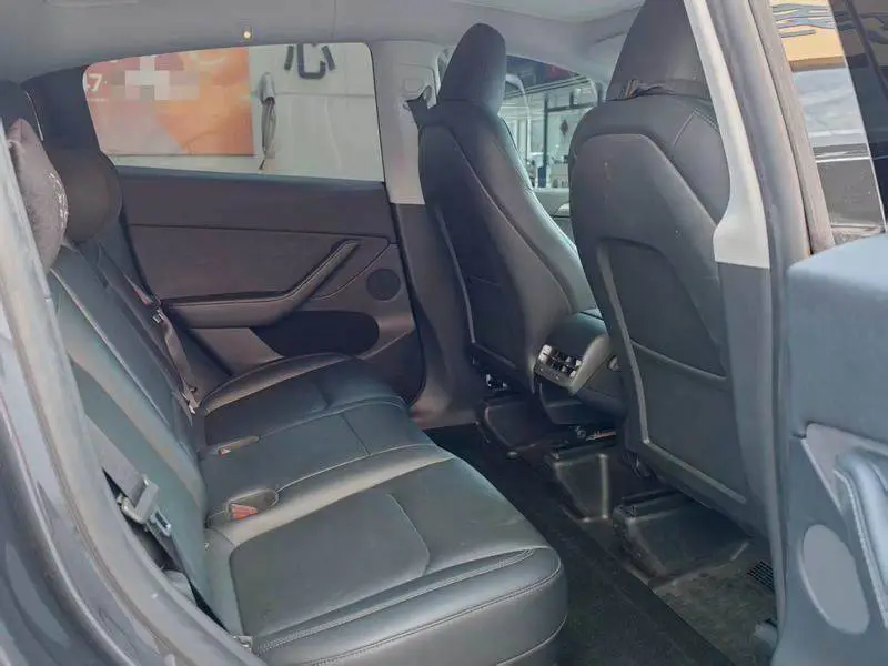Model Y 2024 rear-wheel drive version — 16