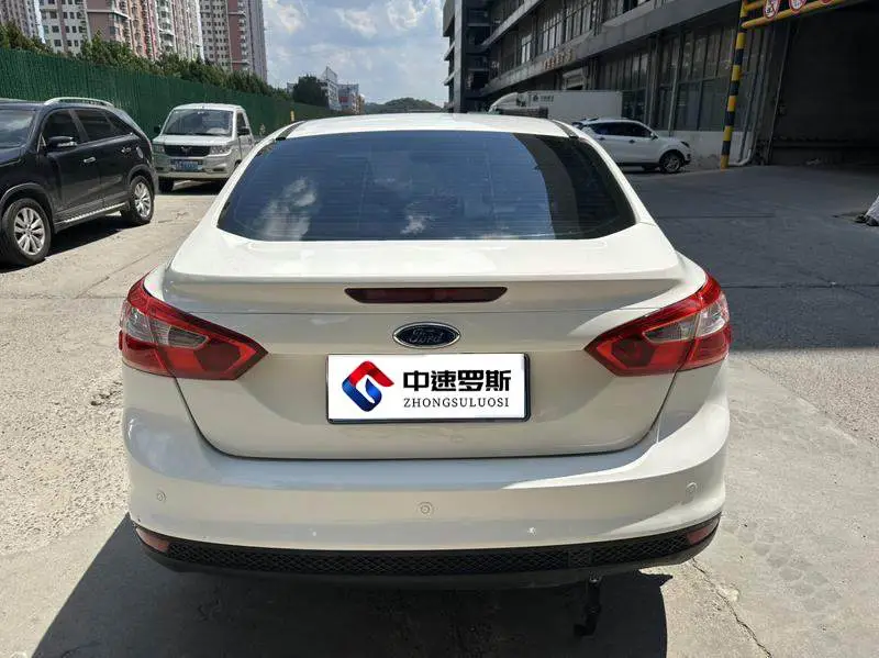 Fox 2012 Sedan 1.6L Automatic Comfort — 5