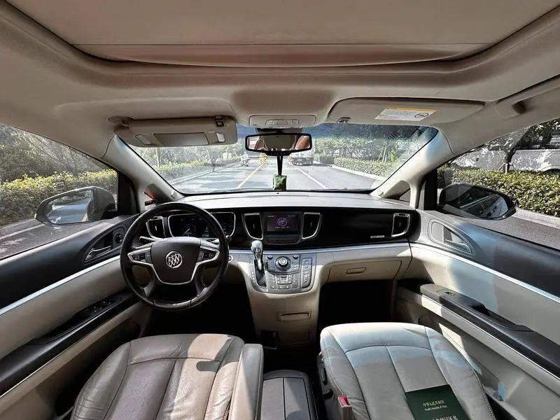 Buick GL8 2013 3.0L XT Luxury Business Flagship Edition — 11