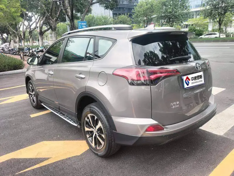 RAV4 Rongfang 2019 2.0L CVT 2WD Fashion Edition National VI — 5
