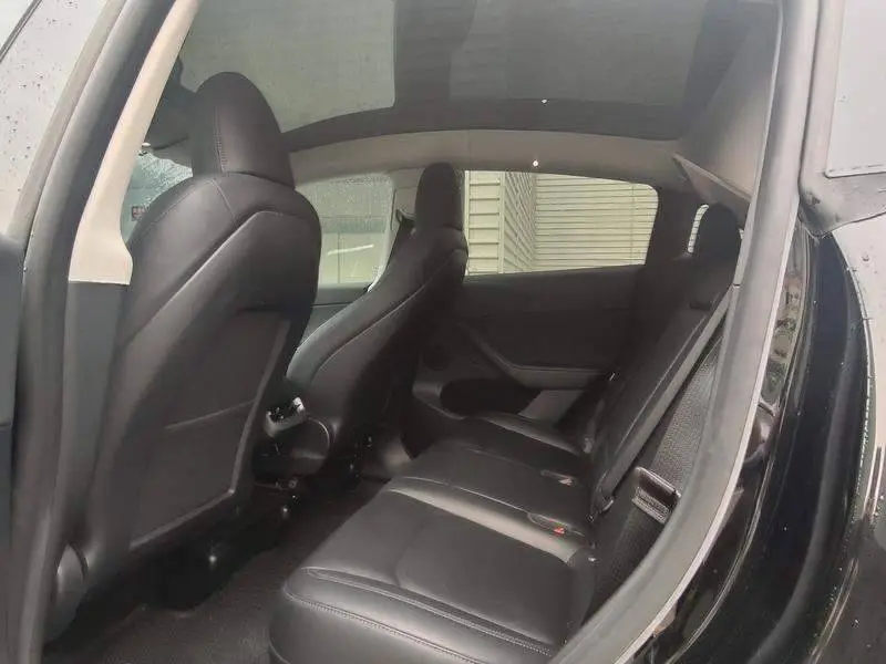 Model Y 2022 rear-wheel drive version — 14