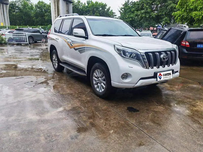 Prado 2014 4.0L Automatic VX NAVI — 3