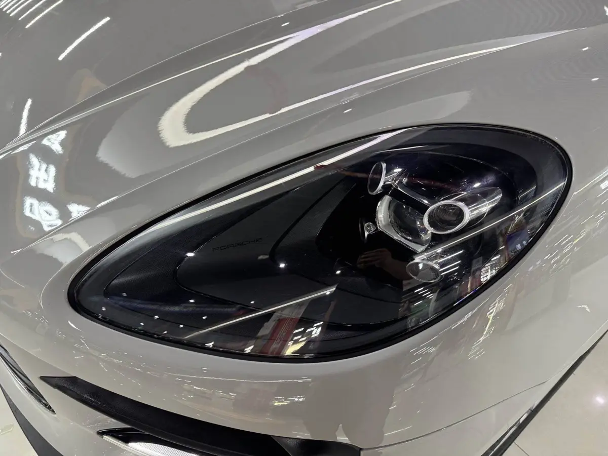 Macan 2021 Macan 2.0T — 2