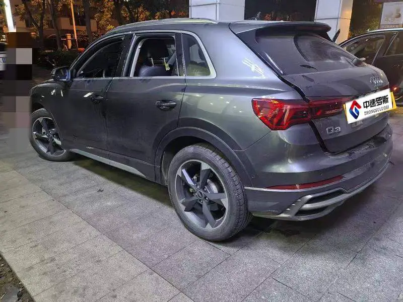 Audi Q3 2022 35 TFSI Stylish and Dynamic — 4