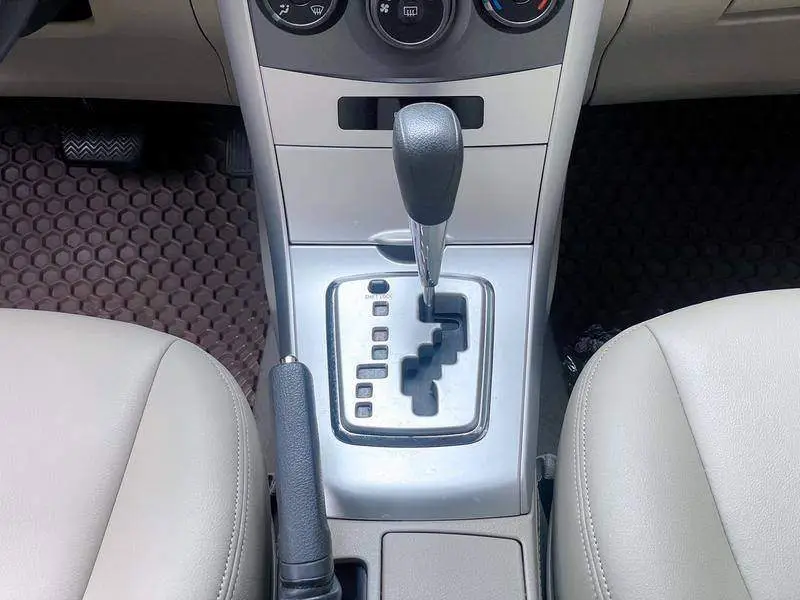 Corolla 2011 1.6L Automatic GL — 15