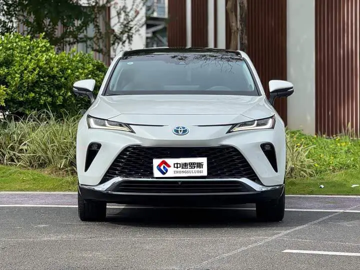 Venza 2022 Hybrid 2.5L CVT 4WD Ultimate Edition — 2