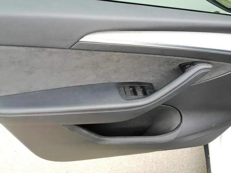 Model Y 2024 rear-wheel drive version — 19