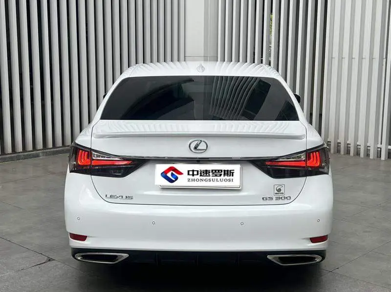Lexus GS 2017 300 F SPORT — 3